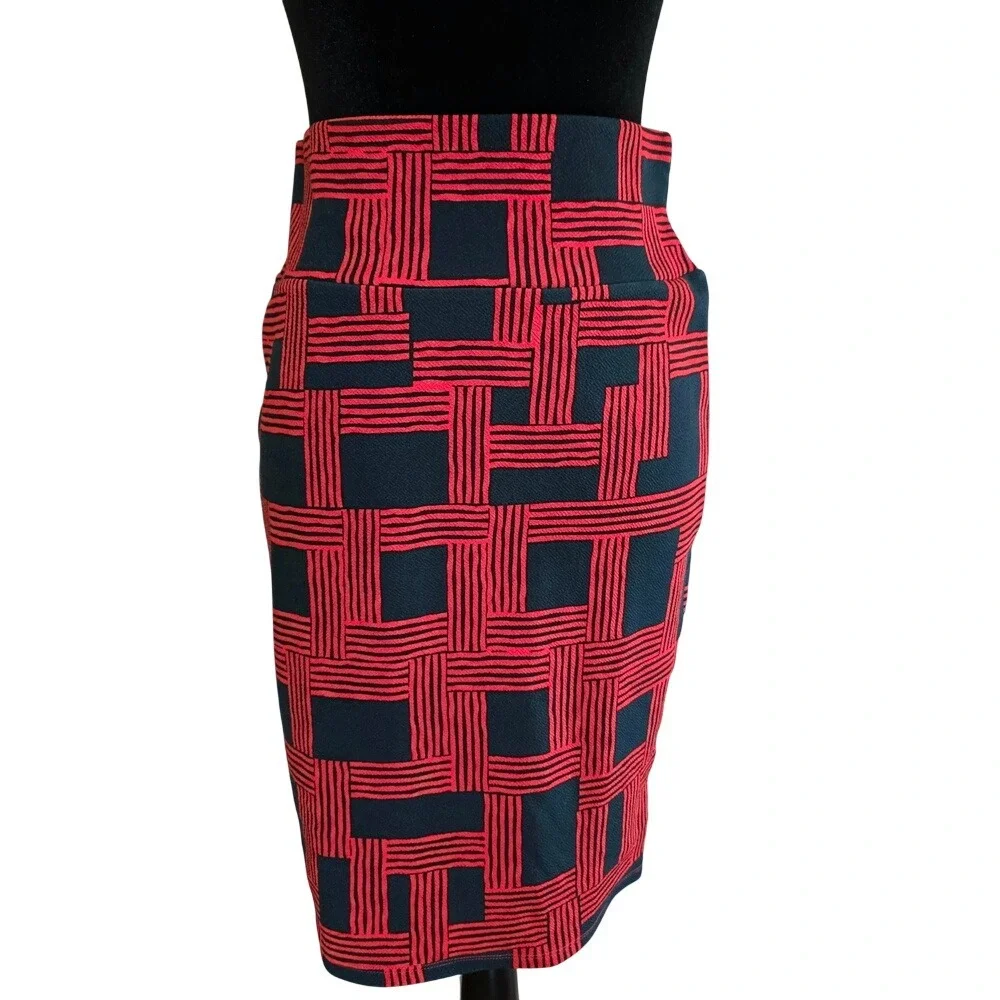 LuLaRoe Cassie‎ Pencil Skirt S Red Black Geometric Basketweave Knit High Waist